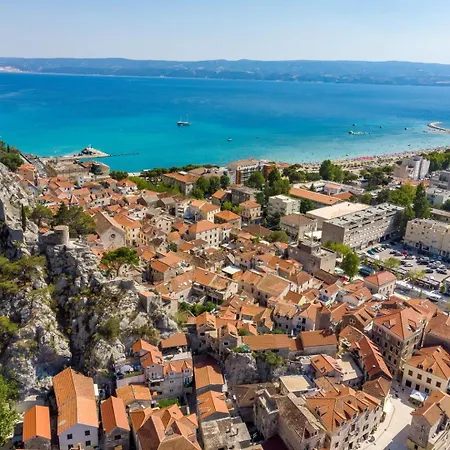 Roko With 4 Bedrooms, 32sqm Heated Pool * Tugare