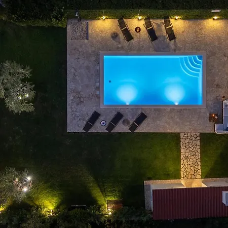 Roko With 4 Bedrooms, 32sqm Heated Pool Villa *