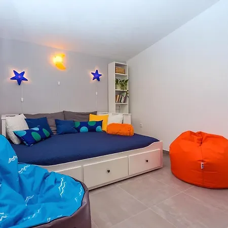 Roko With 4 Bedrooms, 32sqm Heated Pool Villa